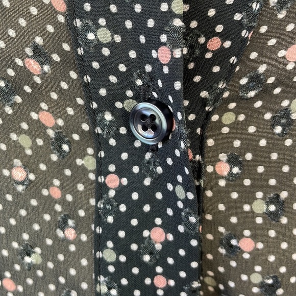 CAbi Black Pink and Gray Textured Sheer V-Neck Short Sleeve Blouse - Size Small - Picture 4 of 12